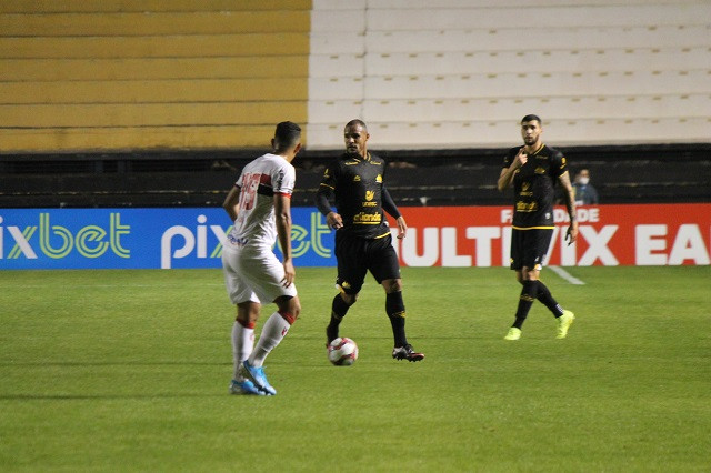 Botafogo-SP 1 x 0 Criciúma: confira os detalhes da partida - Esporte - 4oito