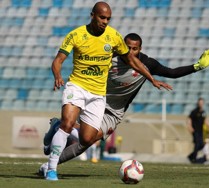 Quirino em ação na Série C (Foto: Lucas Gabriel Cardoso / Divulgação)