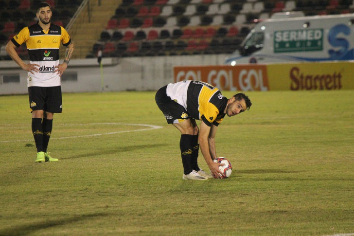 Fellipe Mateus marcou o primeiro gol com a camisa do Tigre contra o Botafogo (Foto: Celso da Luz / Criciúma EC)