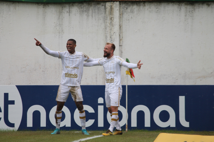 Foto: Celso da Luz/Criciúma EC