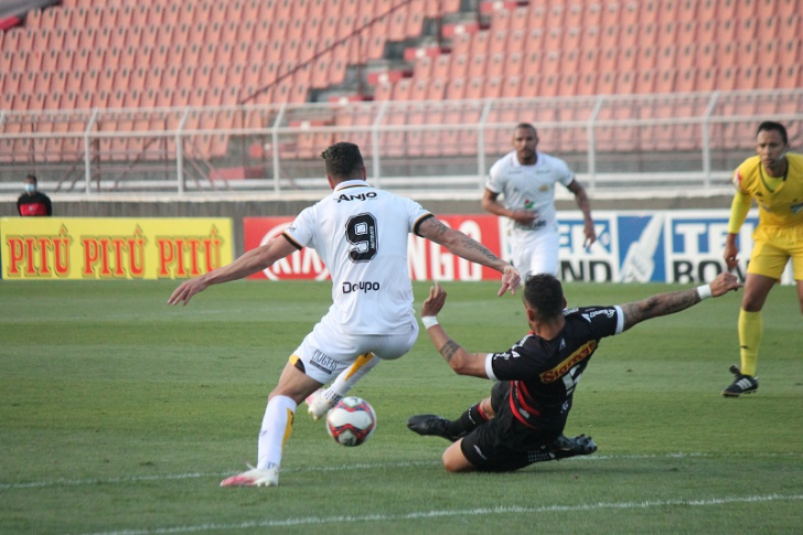 Criciúma foi goleado por 3 x 0 no Novelli Júnior contra o Ituano (Foto: Celso da Luz / Criciúma EC)