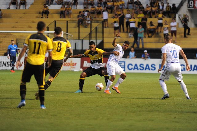 Tigre pode até torcer para o Tubarão na segunda-feira (Foto: Arquivo / Caio Marcelo / Criciúma EC)