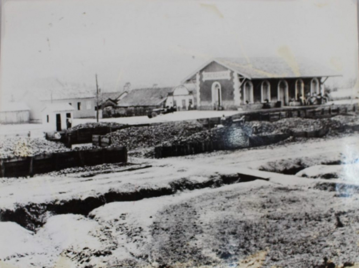 A estação ferroviária localizava-se na altura do atual Terminal Central / Fotos: Arquivo Histórico Pedro Milanez