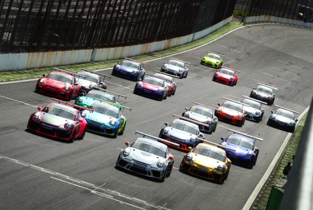 Foto: Luca Bassani/ Porsche Cup Brasil