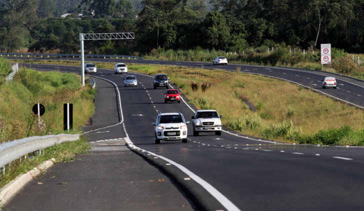 Via Rápida encurtou o caminho entre Criciúma e a BR-101, mas ainda há muito a ser feito. Fotos: Arquivo/4oito