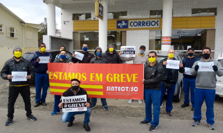 Trabalhadores dos Correios protestam em Turvo / Divulgação