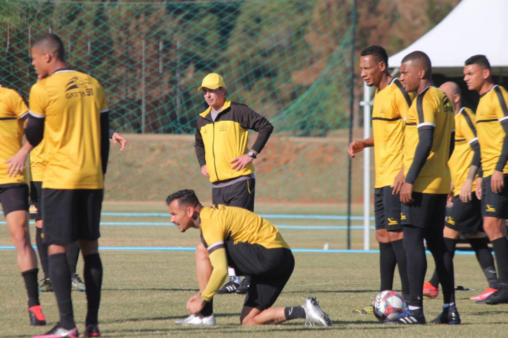 Baier em treino em Sorocaba (Foto: Celso da Luz / Criciúma EC)