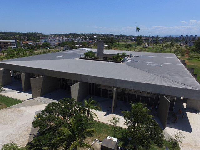 Paço Municipal está passando por reformas no telhado / Arquivo / 4oito