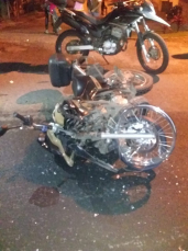 Notícia - Motociclista fica ferido após acidente na Rodovia Genésio Mazon 