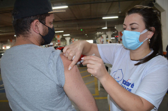 Notícia - Cidade do Sul vacina pessoas de 32 anos de idade