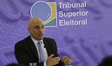 Notícia - Primeiro turno teve diminuição de votos brancos e nulos, diz TSE