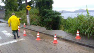 Notícia - Em Laguna, pontes têm risco de desabamento