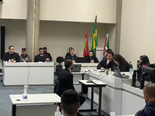 Notícia - Curso de Direito da Esucri promove júri simulado sobre homicídio 