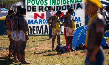 Notícia - Com indígenas no plenário, STF retoma julgamento de marco temporal