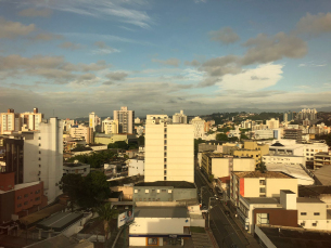 Notícia - Semana inicia quente e ensolarada no Sul catarinense