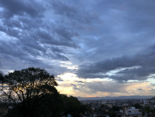 Notícia - Fim de semana deve ter chuva na região