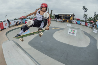 Notícia - Skate: Fadinha e Pedro Barros estarão em Criciúma em janeiro