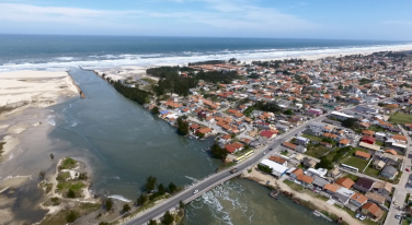 Notícia - Desassoreamento da Barra do Camacho deverá ser concluído ainda neste ano