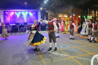 Notícia - Com música, dança e comida típica, Nova Veneza lança Festa da Gastronomia 