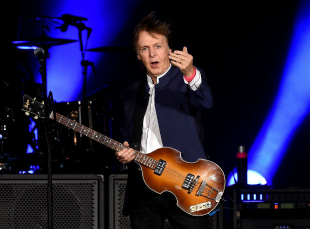 Notícia - OMS lança evento com Paul Mccartney, Elton John, Billie Eilish e outros cantores