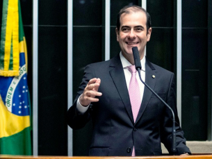 Notícia - Presidente do MDB afirma que não há nomes do partido definidos para o governo 