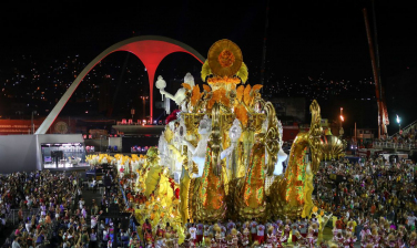 Notícia - Sábado tem desfile das campeãs do carnaval carioca