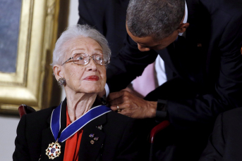 Notícia - Matemática negra que ajudou a Nasa a ir para a Lua morre aos 101 anos