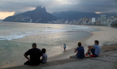 Notícia - Rio reabre shoppings, bares, igrejas, estádios e pontos turísticos