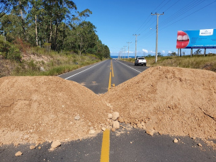 Notícia - Rincão fecha seis entradas à cidade e anuncia barreira sanitária na entrada da SC-445