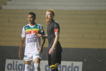 Notícia - Criciúma cede o empate no final do jogo, mas permanece na Série C