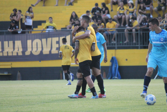 Notícia - Tigre vence jogo-treino contra o Glória