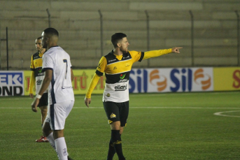 Notícia - Eduardo deve manter-se no time para partida contra o América Mineiro