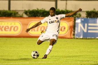 Notícia - Criciúma anuncia o lateral Carlos César