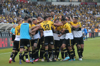 Notícia - Criciúma é o time da Série B com mais gols no primeiro tempo