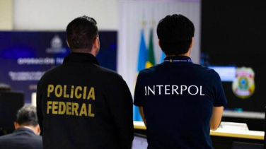 Notícia - PF prende cidadão britânico procurado pela Interpol, em Balneário Camboriú