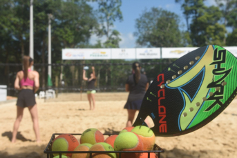 Notícia - Além do STU, setor hoteleiro mira no mundial de Beach Tennis