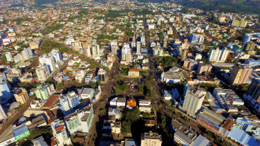 Notícia - No RS, Erechim decreta toque de recolher das 20h às 5h 