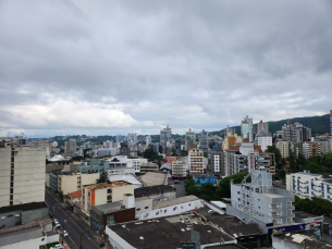 Notícia - ((Áudio)) Chuva isolada e temperatura amena para esta quarta-feira 