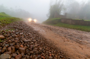 Notícia - Licitação para pavimentação da Serra do Faxinal é relançada com possibilidade de consórcio 