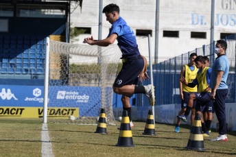 Notícia - Tubarão joga para permanecer na primeira divisão