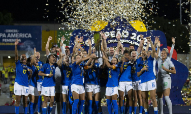 Notícia - Futebol feminino: Brasil vence Copa América com 100% de aproveitamento