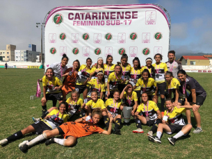 Notícia - Tigre é vice-campeão catarinense no sub-17 feminino