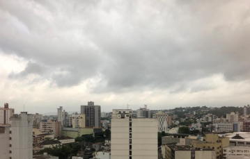 Notícia - Quarta-feira marcada por sol, nuvens e chuva no Sul catarinense 