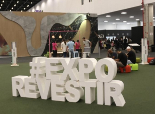 Notícia - Expo Revestir: Há 22 anos no mercado, totalCAD facilita a troca da prancheta pelo universo digital