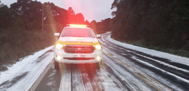 Notícia - Congelamento de pista interdita tráfego na SC-390 e SC-114 (VÍDEO)