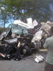 Notícia - Caminhoneiro de Forquilhinha morre em acidente de trânsito em Minas Gerais 