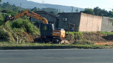 Notícia - Anel Viário: Estado assume compromisso da prefeitura e obra deve ser concluída em seis meses