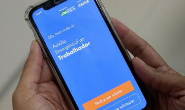 Notícia - Caixa paga parcela do auxílio emergencial a 3,3 milhões de pessoas