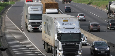 Notícia - Greve dos caminhoneiros não é registrada em SC