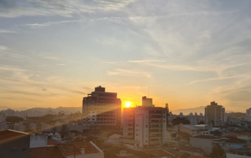 Notícia - Temperatura começa a subir na região